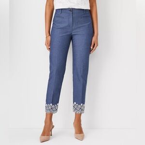 Ann Taylor The Cotton Crop Pant Mid Rise in Eyelet - Curvy Fit Blue NWT Size 12